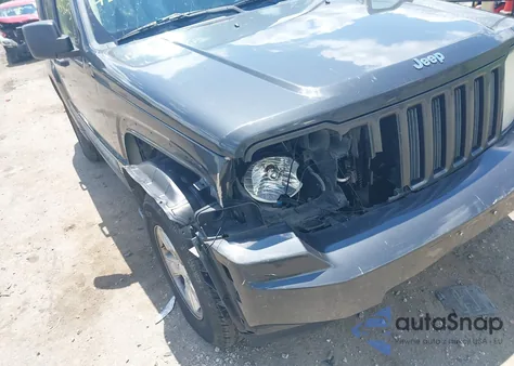 2011 Jeep Liberty Sport из США, поврежденный, VIN 1J4PN2GK5BW512186